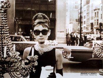 700.000 euros por el vestido de Audrey Hepburn